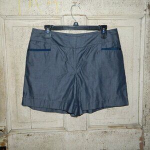The Limited Cassidy Fit Blue Chambray Shorts Size 10 (F-42)